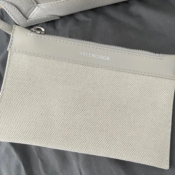 Balenciaga XS Navy Cabas Bag White Cream Black Logo Print Tote NWT - Picture 5 of 11